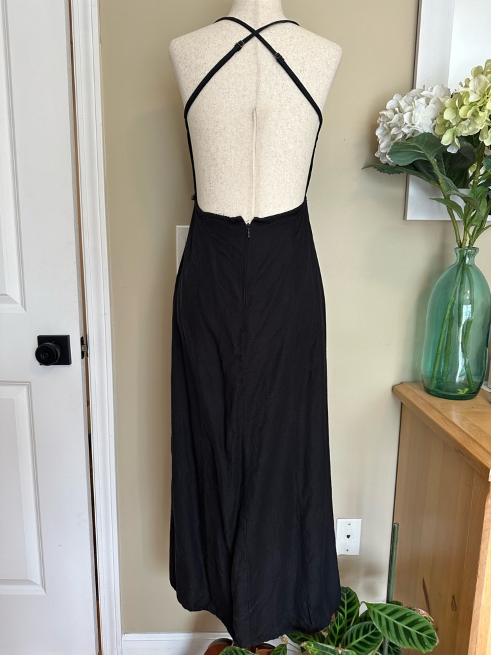 Amuse Society Sahara Woven Linen Blend Maxi Dress Black Halter Top Size Small - Picture 2 of 8
